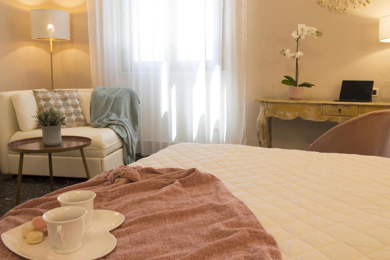 Accanto Al Centro B&B Prato  Zewnętrze zdjęcie